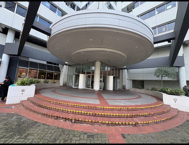 95M² OFFICE TO LET IN CLAREMONT